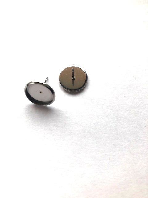 Náušnice - lôžka, tvar kruh, nerezová oceľ 12 mm - 1 pár + kovové motýliky